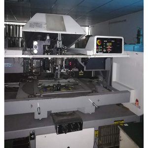 trou traversant pth incluant l'insertion DIP et le brasage